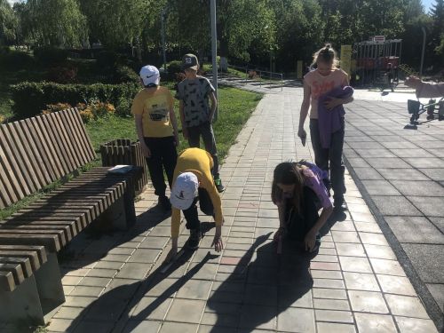 И снова праздник на лужайке в сквере «Молодежный»