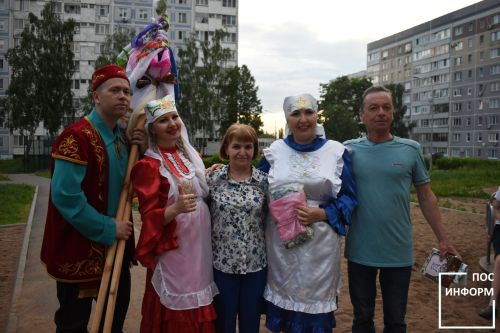 Жители Камских Полян готовятся национальному татарскому  к празднику