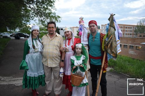 Жители Камских Полян готовятся национальному татарскому  к празднику