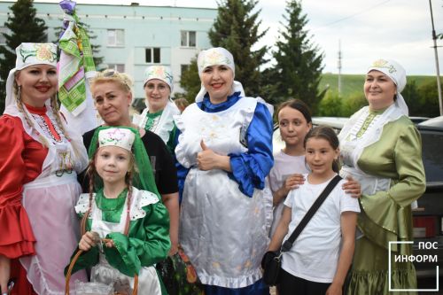 Жители Камских Полян готовятся национальному татарскому  к празднику