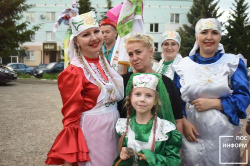 Жители Камских Полян готовятся национальному татарскому  к празднику