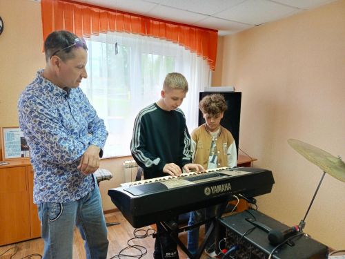 В Центре детского творчества «Радуга» побывал в гостях ученик Дмитрия Маликова