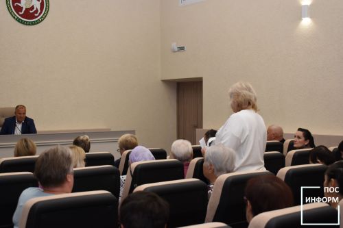В исполнительном комитете Камских Полян прошла встреча старших по домам