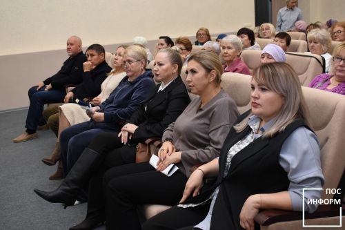 В исполнительном комитете Камских Полян прошла встреча старших по домам