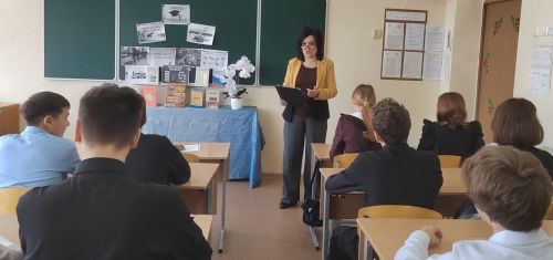 В школе № 1 Камских Полян прошел классный час «Советуюсь с законом»