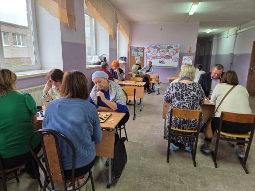 Педагоги Камских Полян приняли участие в шашечном турнире в рамках спартакиады