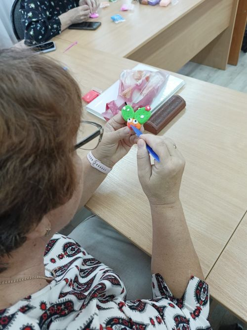 Учителя на один день стали учениками: в школе № 2 Камских Полян прошли творческие мастер-классы