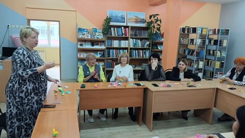 Учителя на один день стали учениками: в школе № 2 Камских Полян прошли творческие мастер-классы