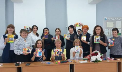 Учителя на один день стали учениками: в школе № 2 Камских Полян прошли творческие мастер-классы