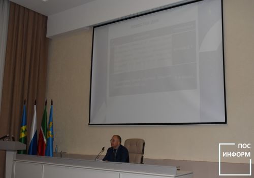 В исполнительном комитете Камских Полян состоялась сессия