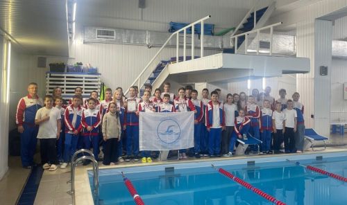 Спортсмены Камских Полян успешно выступили на соревнованиях по плаванию