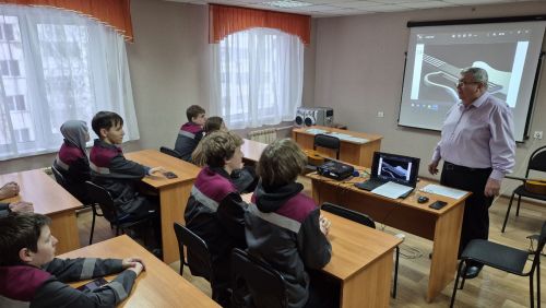 Студенты Камских Полян открыли для себя мир гитары на мастер-классе в детской музыкальной школе
