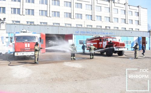 В Камских Полянах проводили на заслуженный отдых работников пожарной части