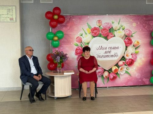 Международный день семьи: семья Евдокимовых стала примером любви и гармонии