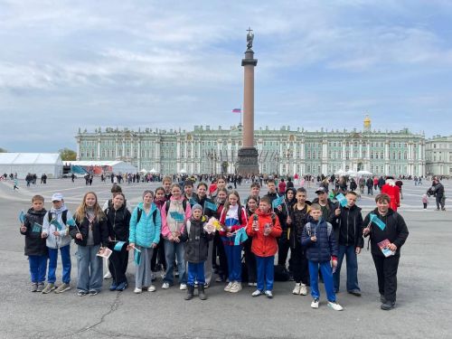 Юные пловцы из Камских Полян взяли 6 медалей на «Невских встречах»