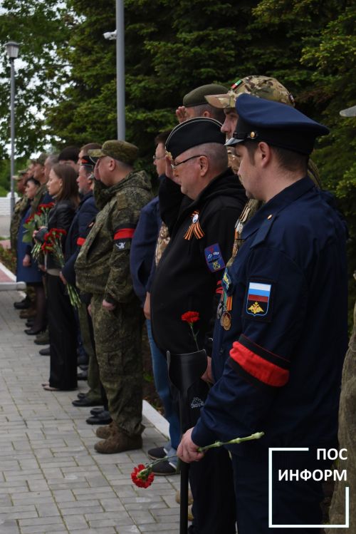 Камские Поляны простились с героем СВО Валерием Трофимовым