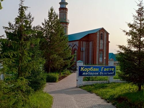 Праздник Курбан-байрам 2025 в мечети Камских Полян «КамАл»