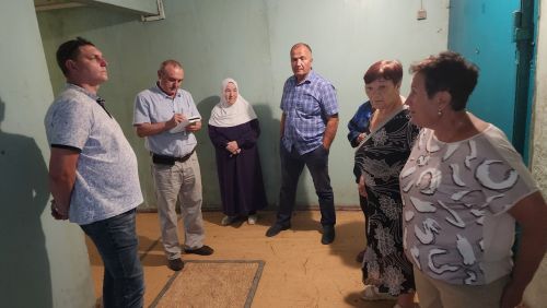 Глава Камских Полян провел встречу с жителями микрорайона