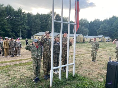 В Камских Полянах состоялось  закрытие палаточного лагеря «Зарница»
