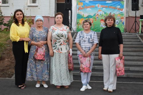 Жители Камских Полян присоединились к радостному событию