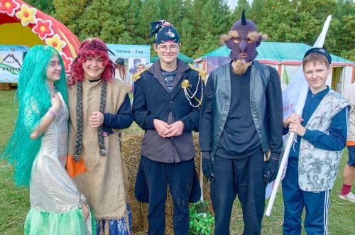 Студенты филиала КНН Камских Полян приняли участие в фестивале «Царь гора»