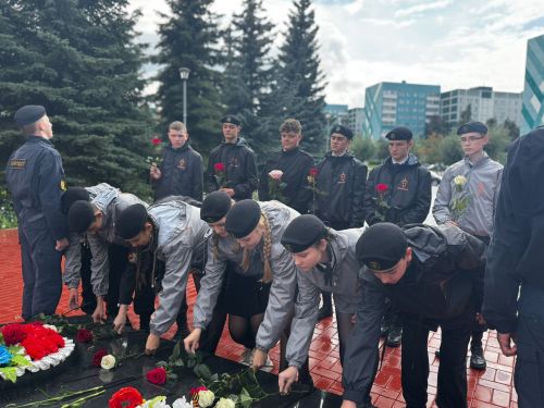 Отряд «Форпост» почтил память жертв бесланской трагедии