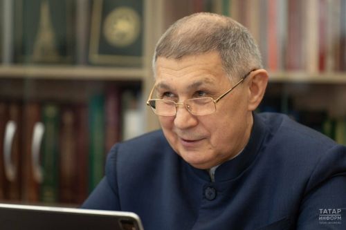 Рифкат Минниханов поучаствовал в просветительском диктанте «Наука большой страны»