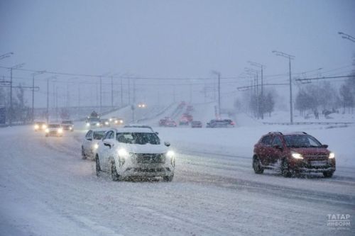 Госавтоинспекция призывает водителей быть особенно осторожными на дорогах во время снегопада