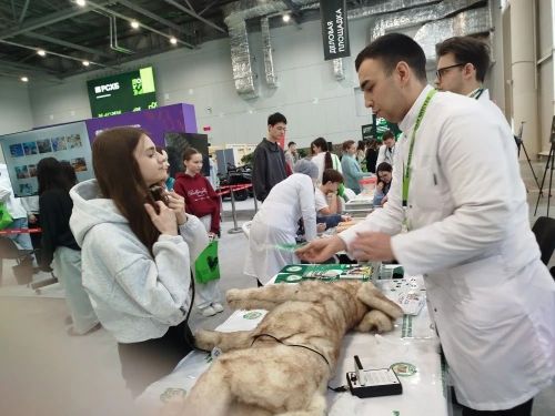 Ученики Камскополянских школ познакомились с миром современных агротехнологий на выставке в Казани