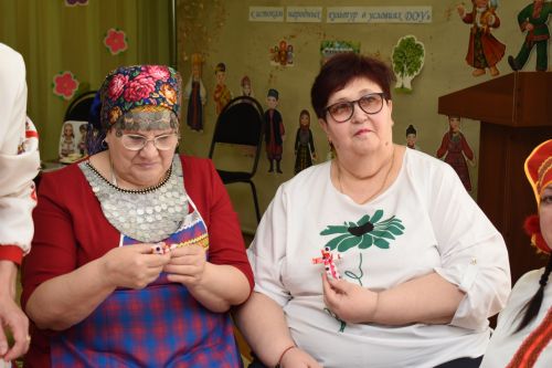 В детском саду «Золотая рыбка» Камских Полян прошел зональный педагогический семинар.