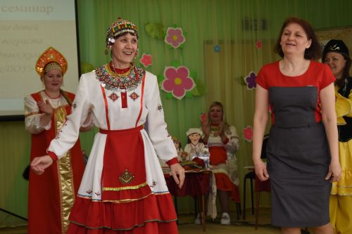 В детском саду «Золотая рыбка» Камских Полян прошел зональный педагогический семинар.
