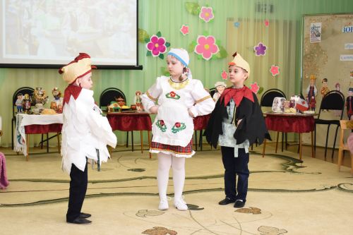В детском саду «Золотая рыбка» Камских Полян прошел зональный педагогический семинар.