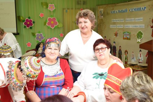 В детском саду «Золотая рыбка» Камских Полян прошел зональный педагогический семинар.