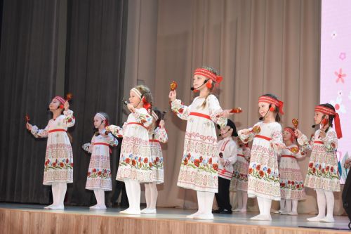 Айгуль Хасанова из Камских Полян: как она прививает детям любовь к музыке