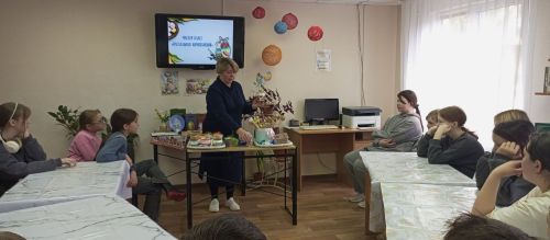 В Камскополянской библиотеке прошел мастер-класс «Пасхальная композиция»