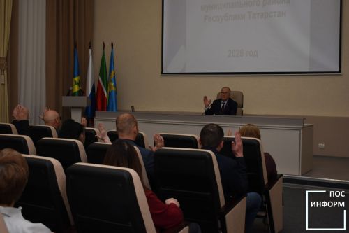 В Камских Полян состоялось заседание депутатов муниципального образования