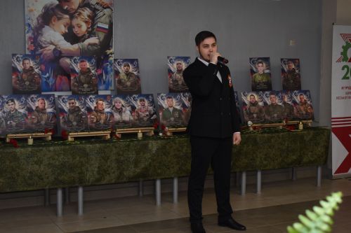 В культурном центре «Чулман-Су» с трепетом и глубоким почтением открыла свои двери галерея «России верные сыны»