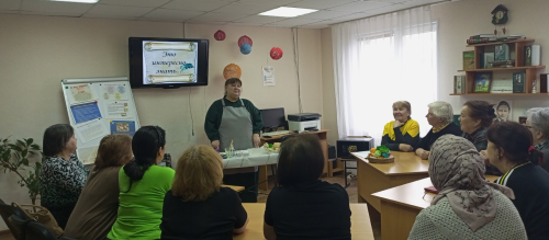 В Камских Полянах прошел мастер-класс для студентов третьего возраста: «Люфа: Подарок природы»