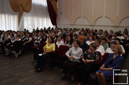 В Камскополянской школе № 2 прошло закрытие учебного года