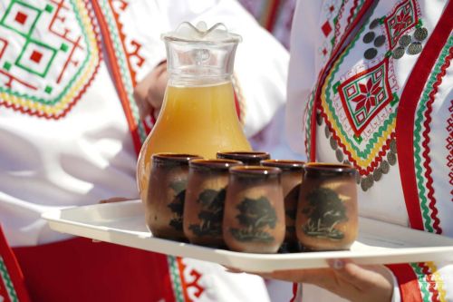 Юрист разъяснил, грозит ли водителю штраф за употребление кваса перед поездкой