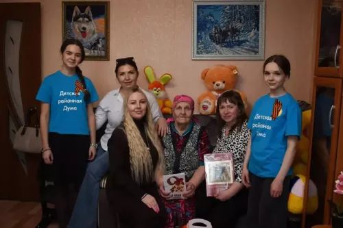 В Камских Полянах поздравляют  тружеников тыла