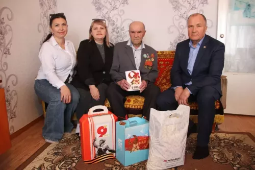 В Камских Полянах поздравляют  тружеников тыла