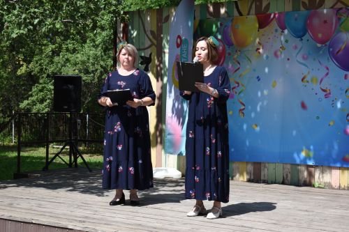 Книжный фестиваль «Библиотека без границ»: вихрь красок и эмоций в Камских Полянах