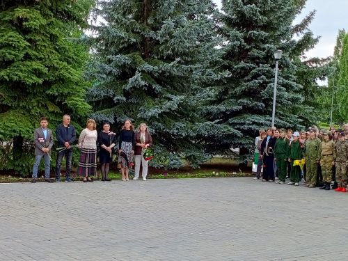 В Камских Полянах состоялся митинг памяти и скорби.