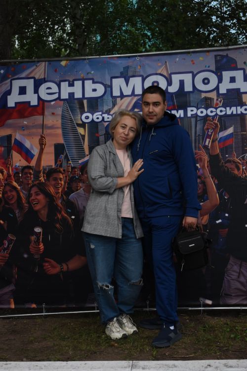 Как в Камских Полянах отпраздновали День молодежи в парке «Победы»