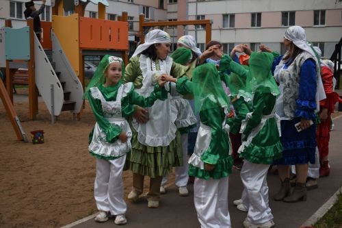 В Камских Полянах собрали подарки к празднику «Сабантуй» — «Булэк жию»