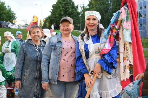 В Камских Полянах собрали подарки к празднику «Сабантуй» — «Булэк жию»