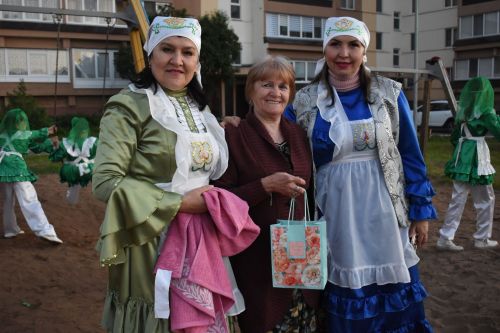 В Камских Полянах собрали подарки к празднику «Сабантуй» — «Булэк жию»