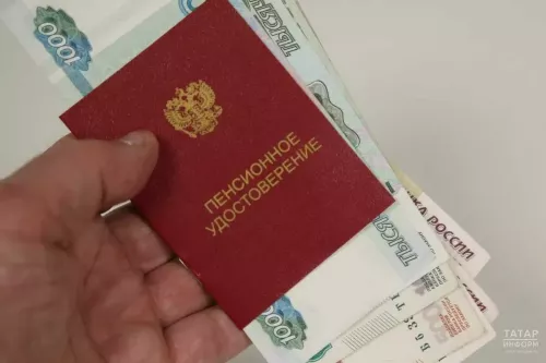 Пенсии повысят в августе