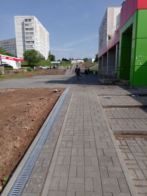 Продолжение благоустройства территории в Камских Полянах: как город меняется к лучшему